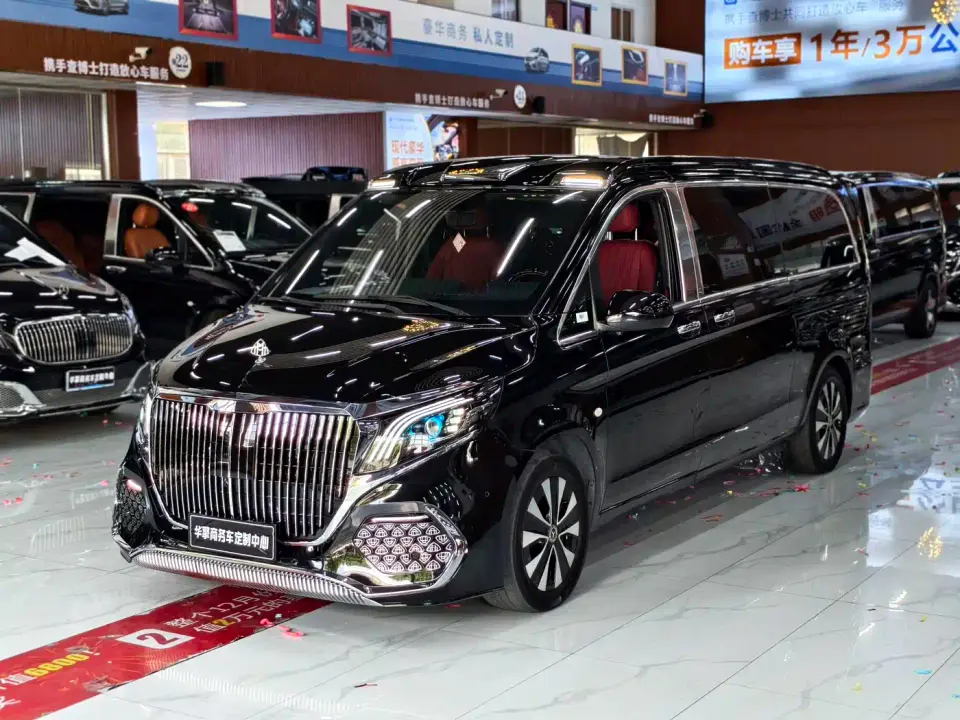 Mercedes-Benz Vito 2.0T Business 7-Seater 2024