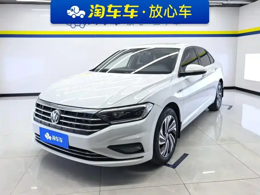 Volkswagen Sagitar 280TSI DSG Surpassing Edition 2021