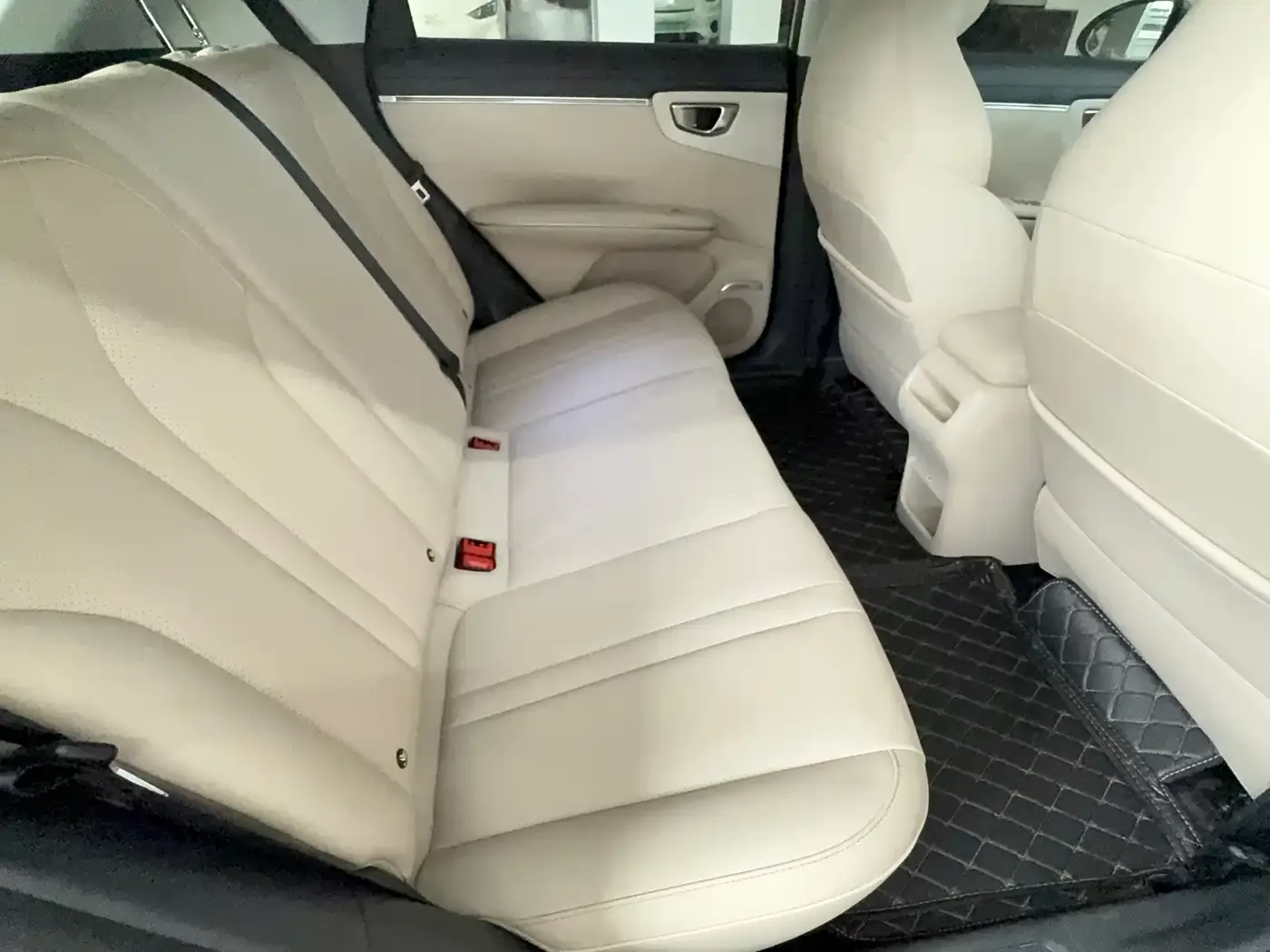 Wuling Motors Wuling Bingo S Model Base Version 2025 — фото 9