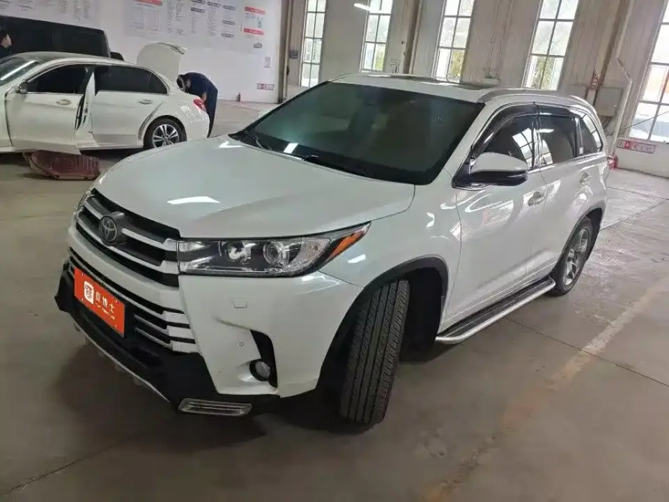 Toyota Highlander 2.0T AWD Premium 7-Seater 2021