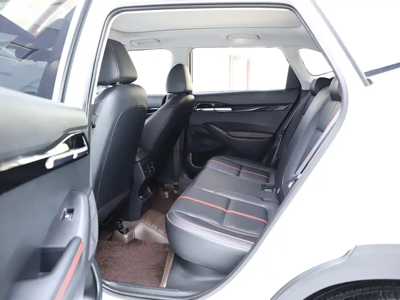 Kia KX3 Smart Run 1.5L CVT Fashion Edition 2023 — фото 13