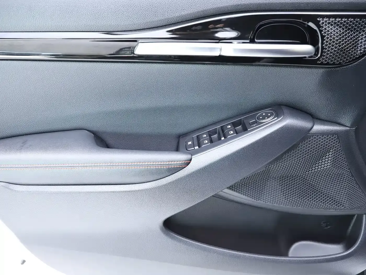 Kia KX3 Smart Run 1.5L CVT Fashion Edition 2023 — фото 8