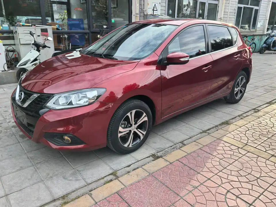 Nissan Tiida 1.6L CVT Smart Edition 2020