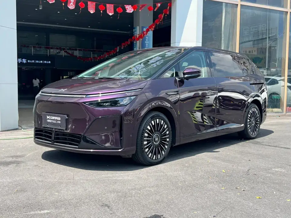 XPeng X9 Extended Range Edition 2025