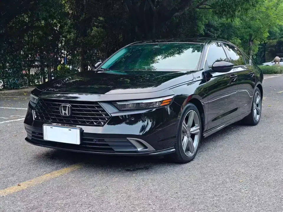Honda Accord 260TURBO Premium Edition 2025