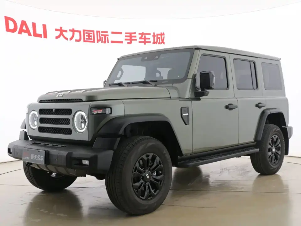 212 T01 2.0T Explorer 2026