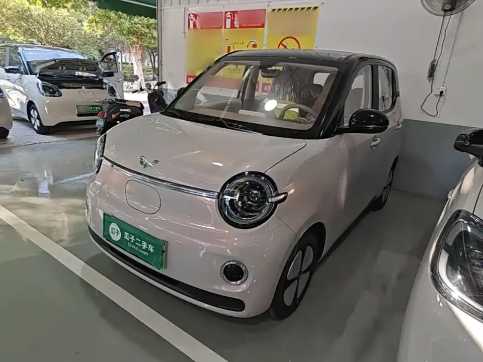 Wuling Motors Hongguang MINIEV Premium Edition 2026