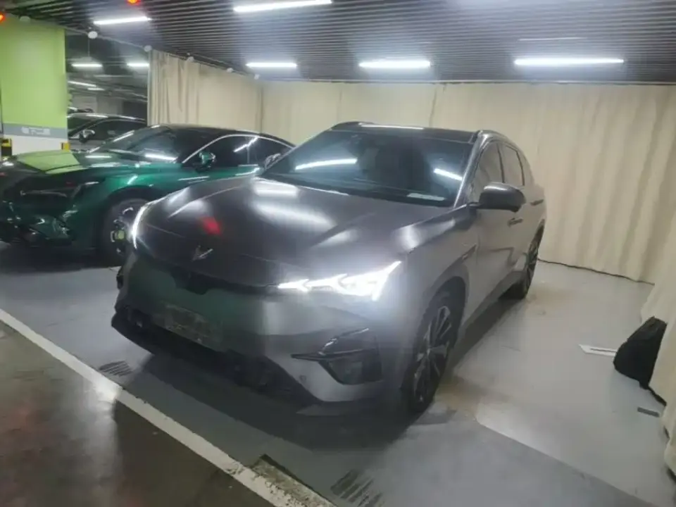 Arcfox Alpha T5 660 MAX 2024