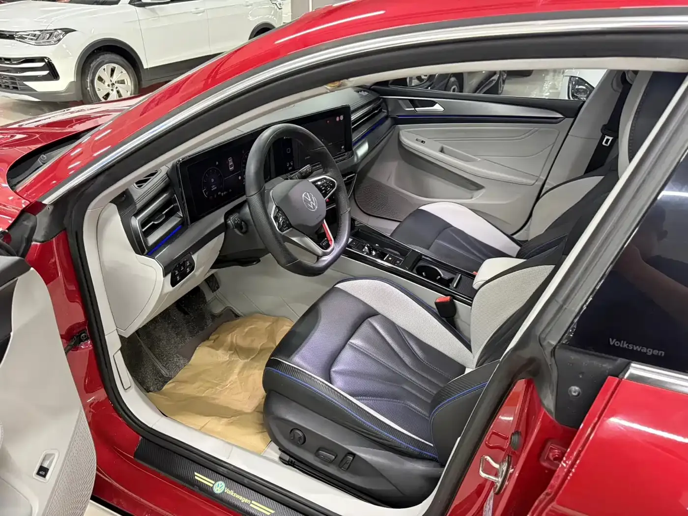 Volkswagen Lamando Lamando L 280TSI DSG Ultra Spicy Flagship 2022 — фото 7