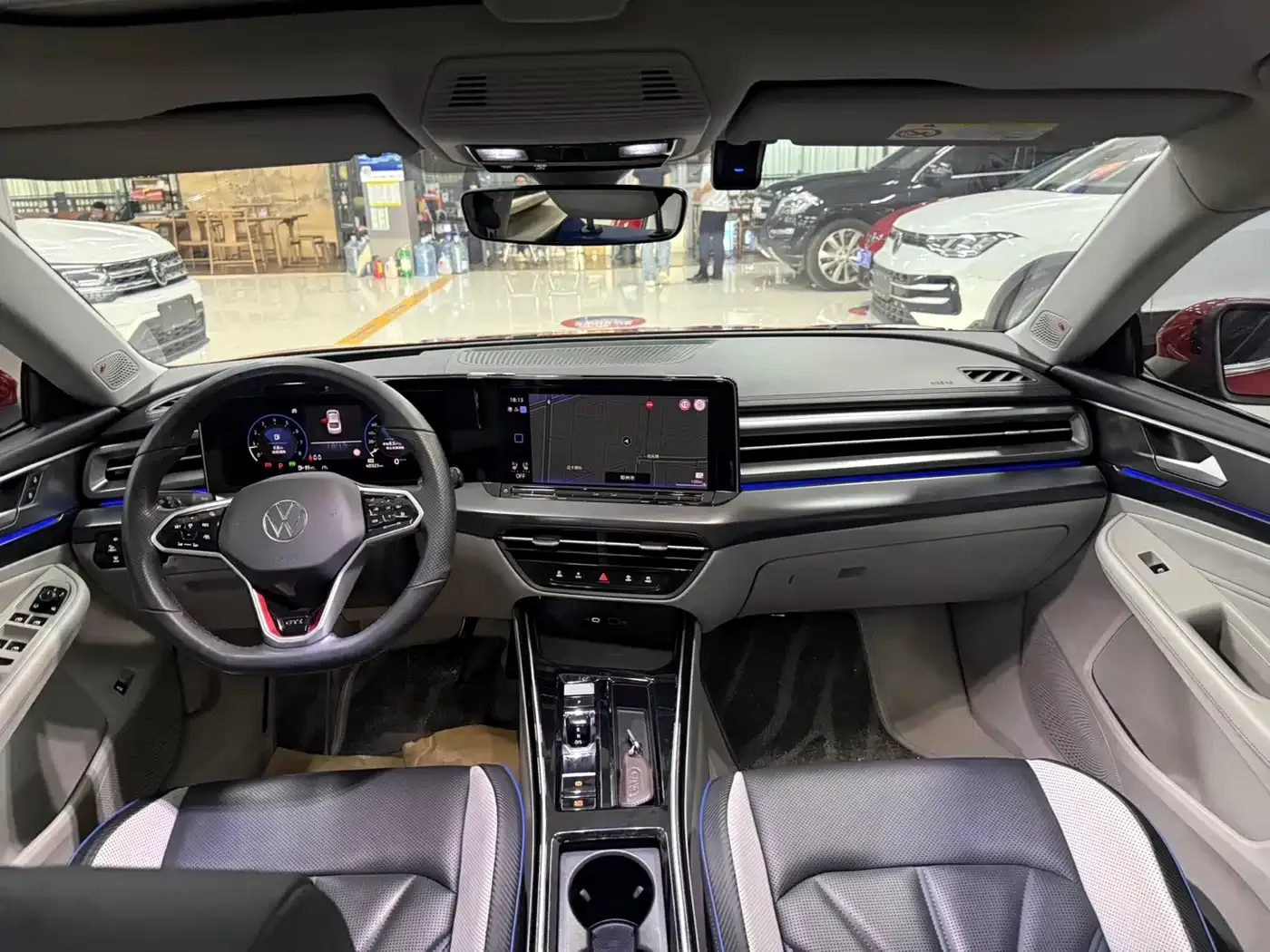 Volkswagen Lamando Lamando L 280TSI DSG Ultra Spicy Flagship 2022 — фото 12