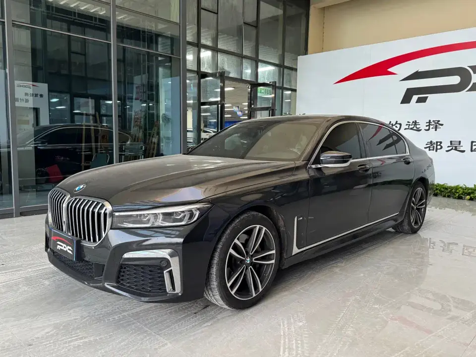 BMW 7 Series Model 730Li M Sport Package 2022