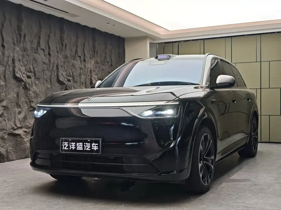 AITO Wenjie AITO M8 Range Extender Max+ Edition 53.4kWh 5-seater 2025