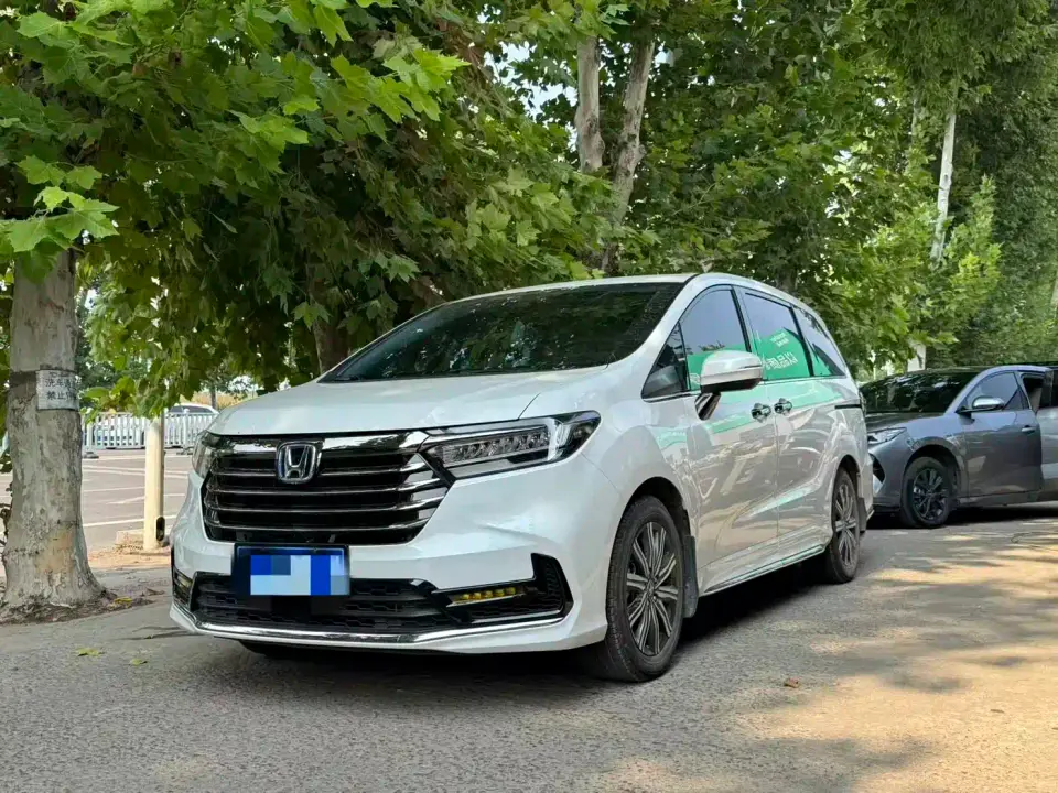 Honda Odyssey 2.0L e:HEV Sharp·Comfort Edition 2024