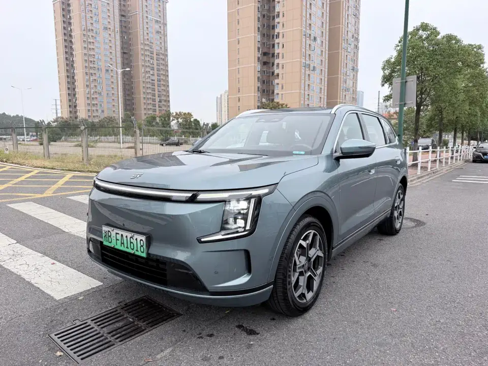 Jetour Shanhai L7 PLUS Base Model 7-Seater 2025