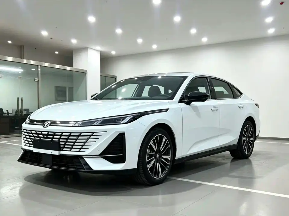 Changan Eado Model Year Facelift 1.5T 500Bar Basic Edition 2025