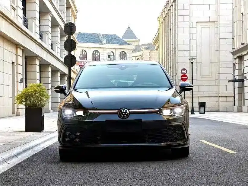 Volkswagen Golf GTI Facelift 380TSI DSG GTI 2022