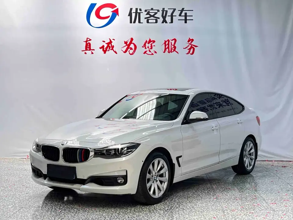 BMW 3 Series GT 320i Fashion Model 2019