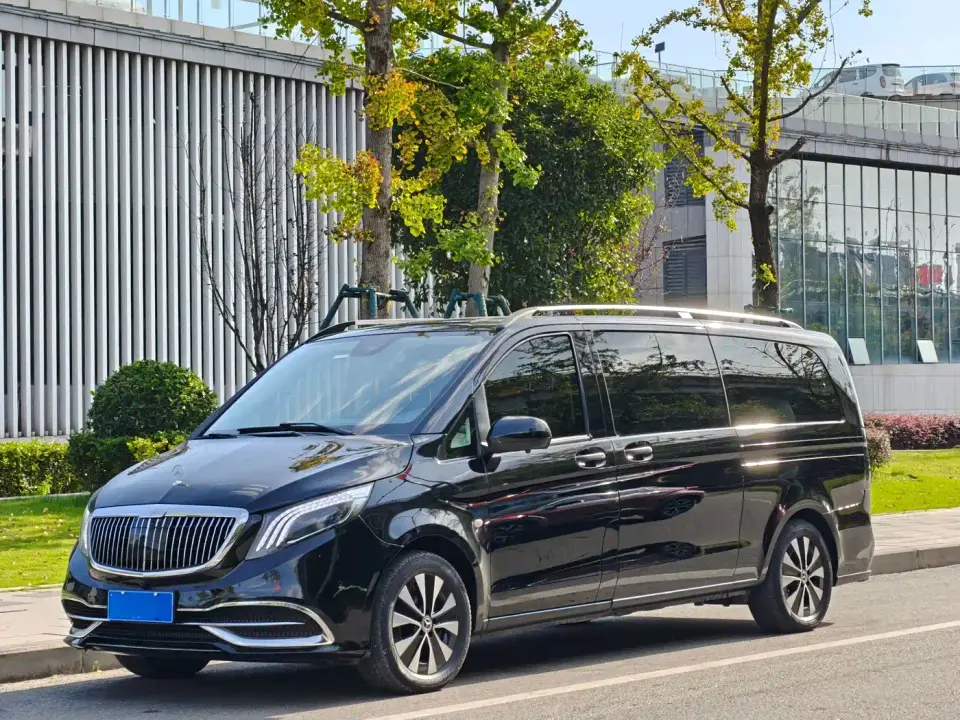 Mercedes-Benz Vito 2.0T Business Edition 7-seater 2022