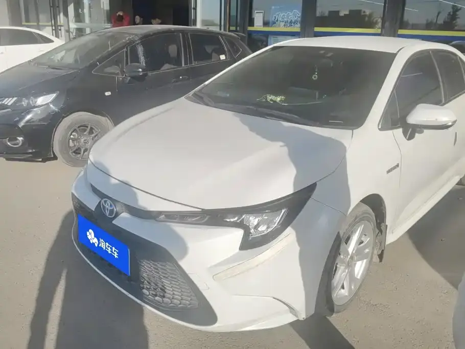 Toyota Levin Dual Engine 1.8H E-CVT Progressive Edition 2021