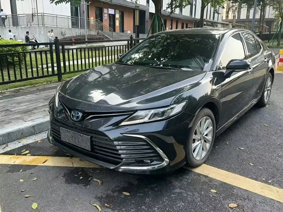 Toyota Camry Hybrid 2.5HGVP Leading Edition 2022