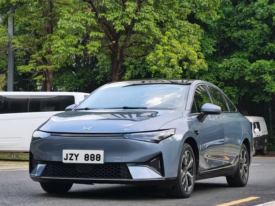 XPeng P5 Model Smart Drive Edition 2023