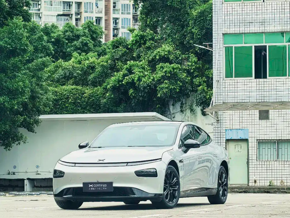XPeng P7 Model 586N 2021