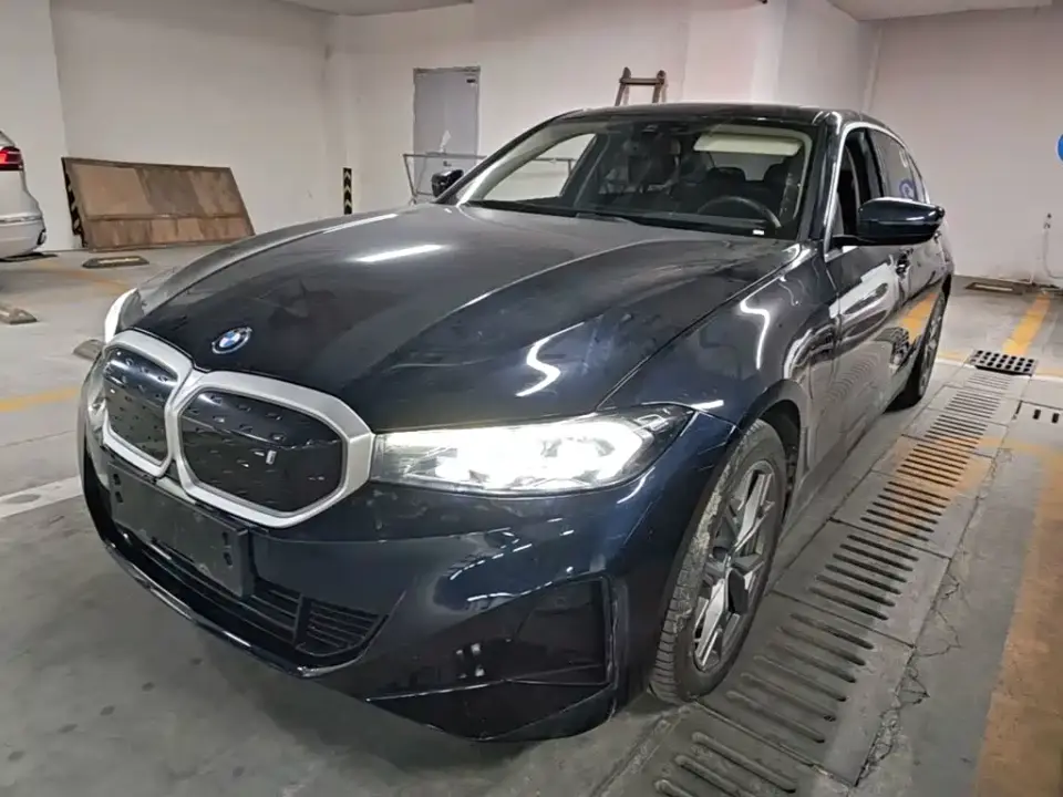 BMW i3 eDrive 35 L 2024