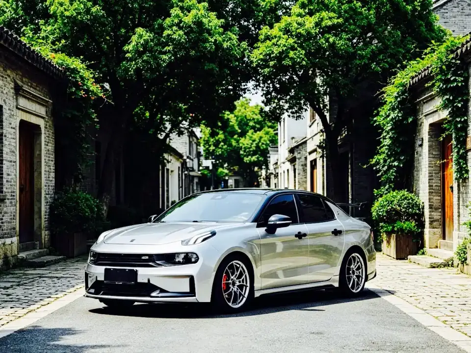 Lynk & Co 03 1.5TD DCT Jin Plus 2021