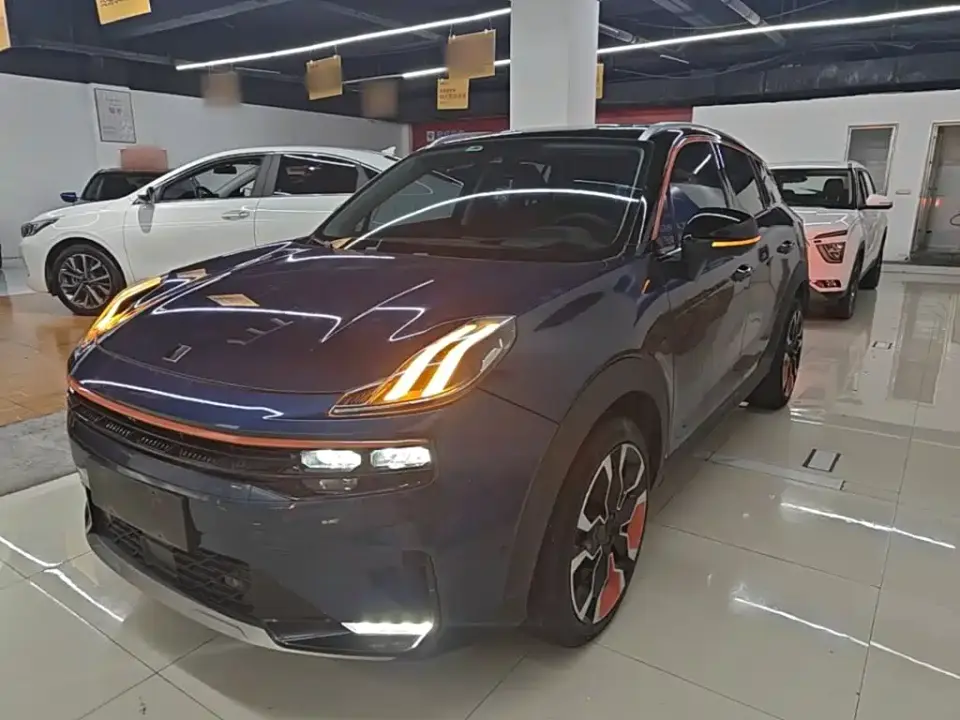 Lynk & Co 06 1.5T Halo 2020