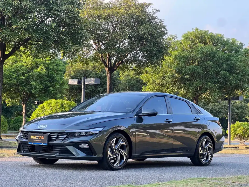 Hyundai Elantra 1.5L CVT GLX Elite Edition 2025
