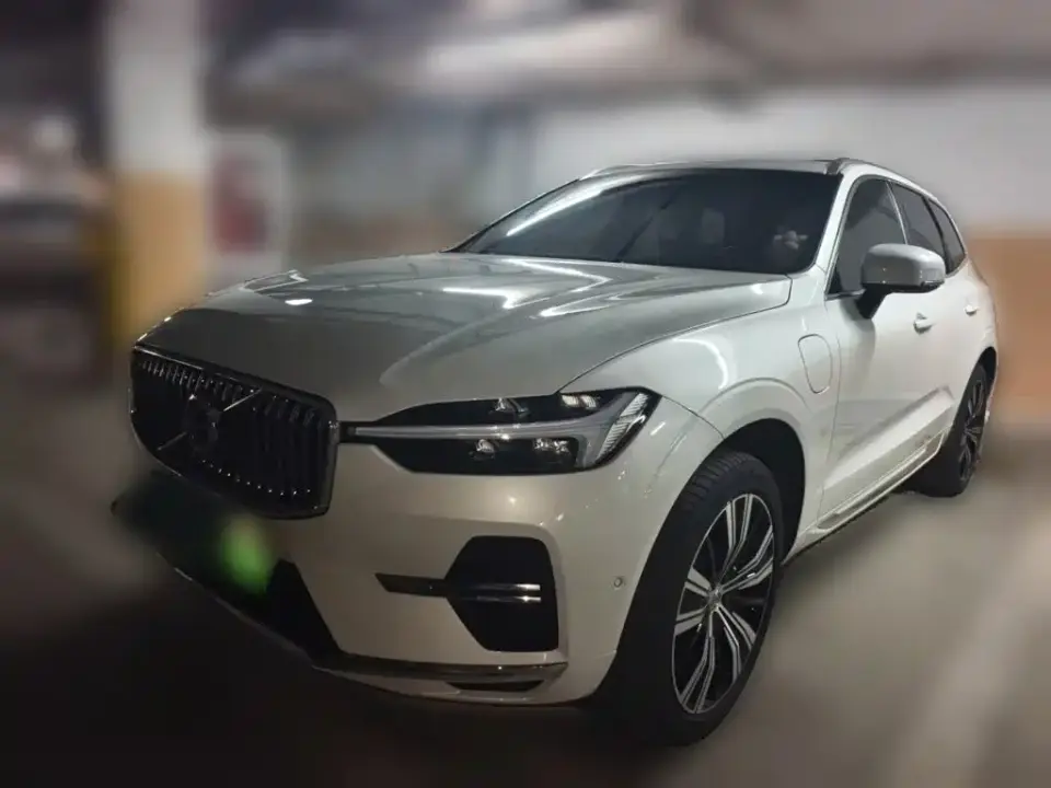 Volvo XC60 Plug-in Hybrid T8 Plug-in Hybrid Long Range AWD Smart Vision Luxury 2022