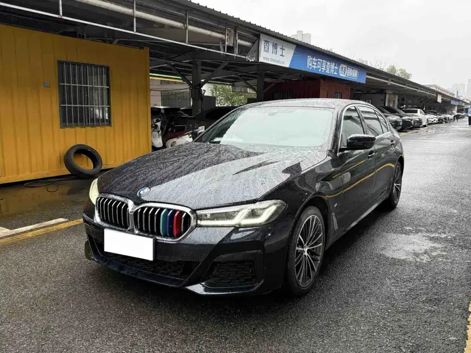 BMW 5 Series 530Li Leading M Sport Package 2022