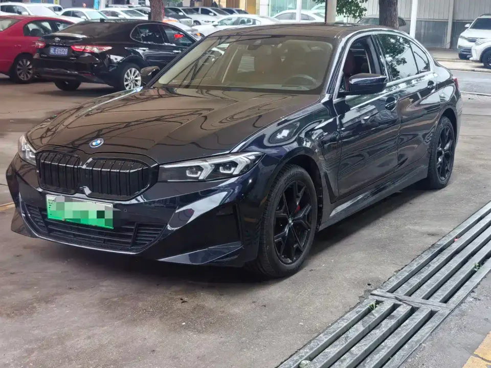 BMW i3 eDrive 35 L 2024