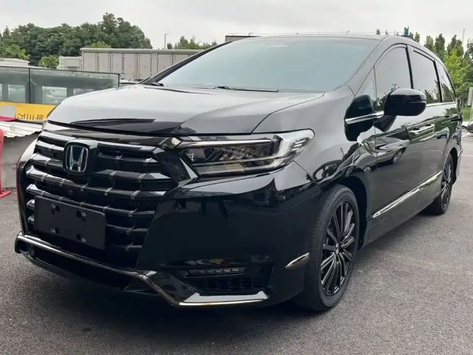 Honda Elysion 2.0L e:HEV Luxury Edition 2024
