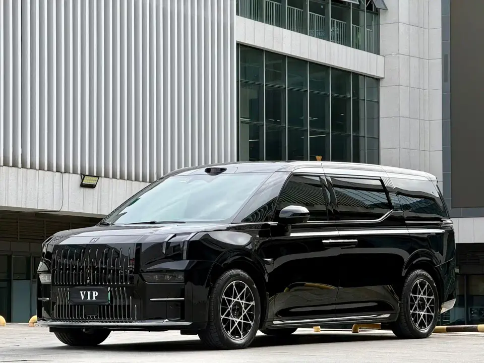 Zeekr 009 7-Seat Aisle Version 108kWh 2024