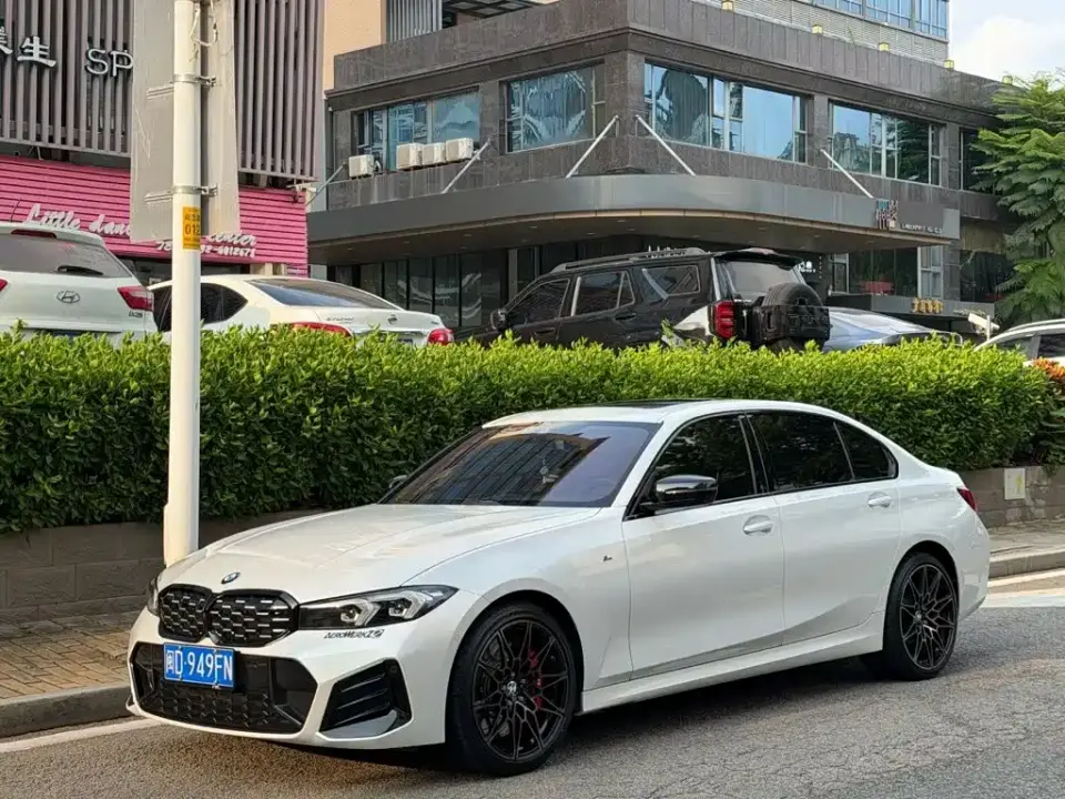BMW 3 Series 325Li M Sport Shadowline Package 2024