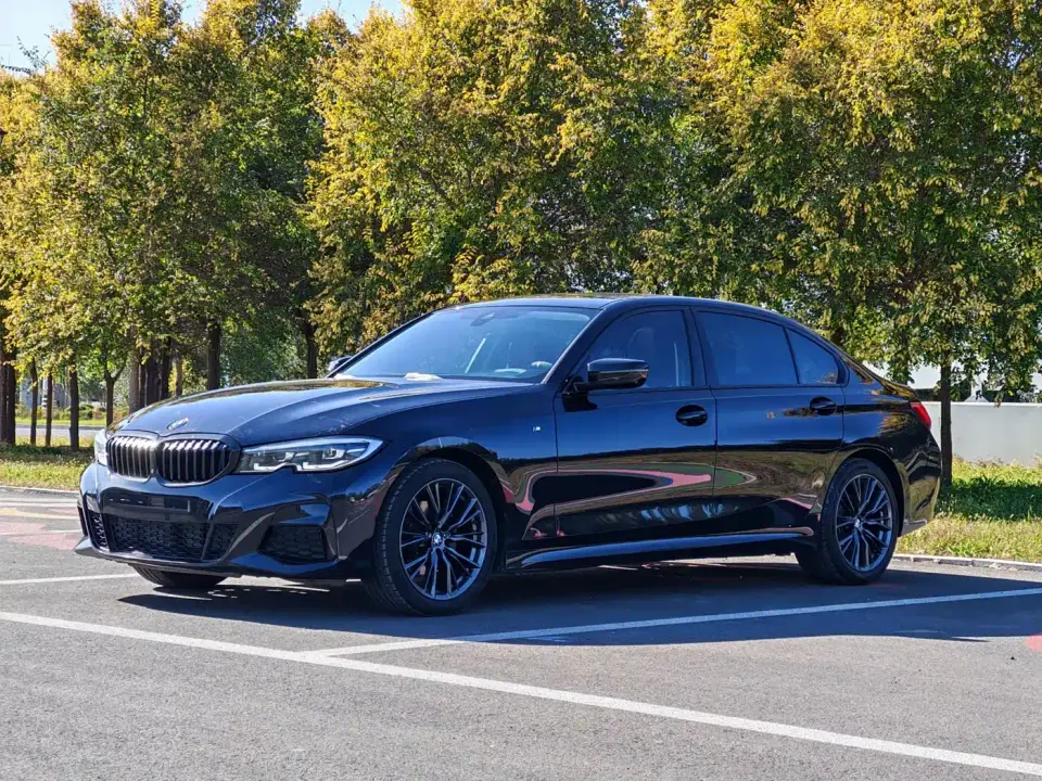 BMW 3 Series 325Li M Sport Black Night Package 2021