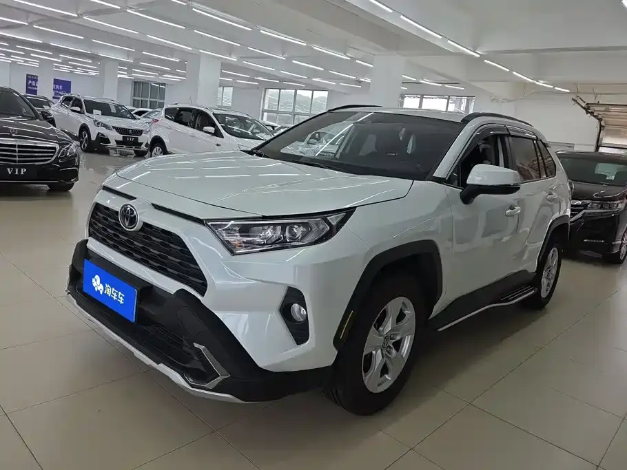 Toyota RAV4 Rongfang 2.0L CVT 2WD Urban 2021