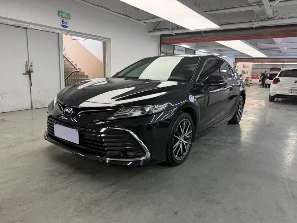 Toyota Camry Hybrid 2.5HG Luxury Edition 2022