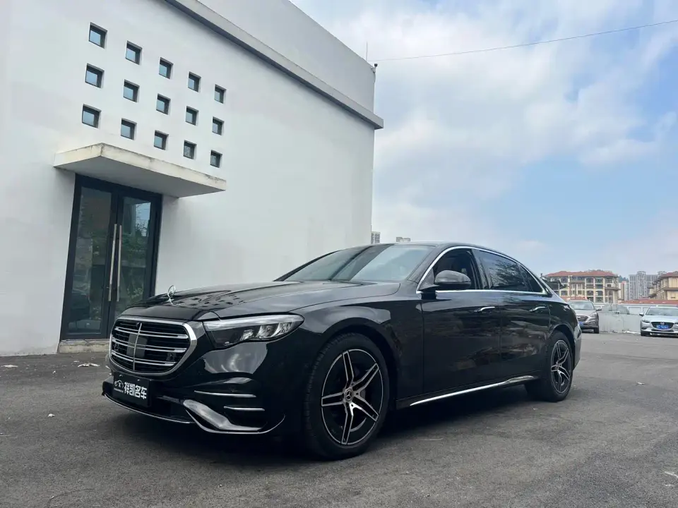 Mercedes-Benz E-Class E 300 L Luxury 2025