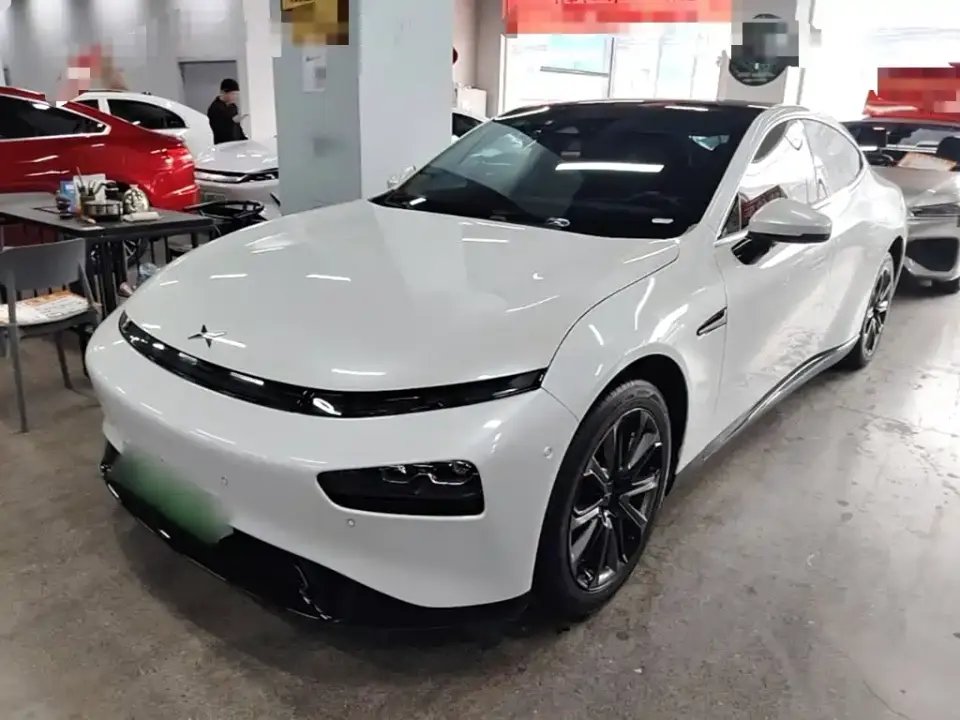 XPeng P7 Model 670N 2022