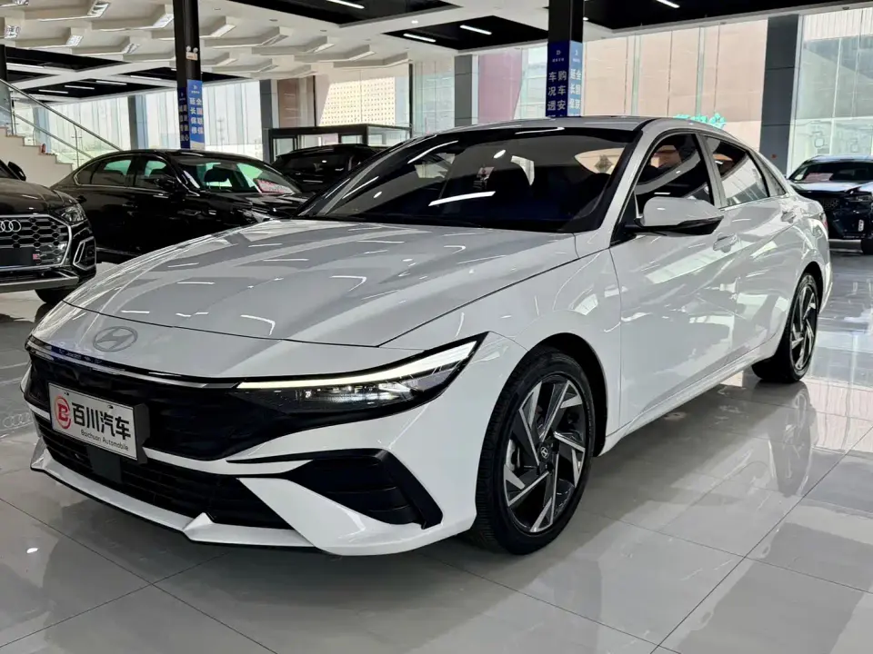 Hyundai Elantra Model 1.5L CVT LUX Premium Edition 2023