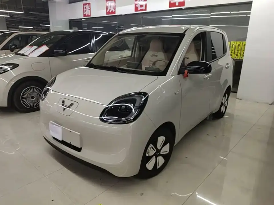 Wuling Motors Hongguang MINIEV 4-Door Advanced 2025