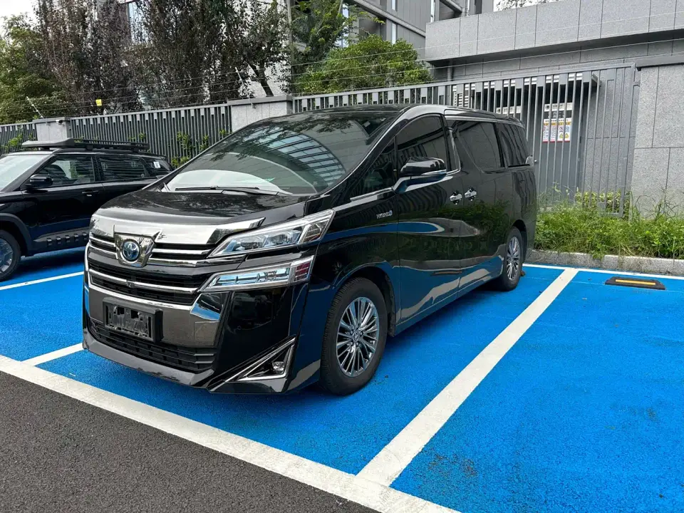 Toyota Vellfire Hybrid 2.5L HV Premium Edition 2019