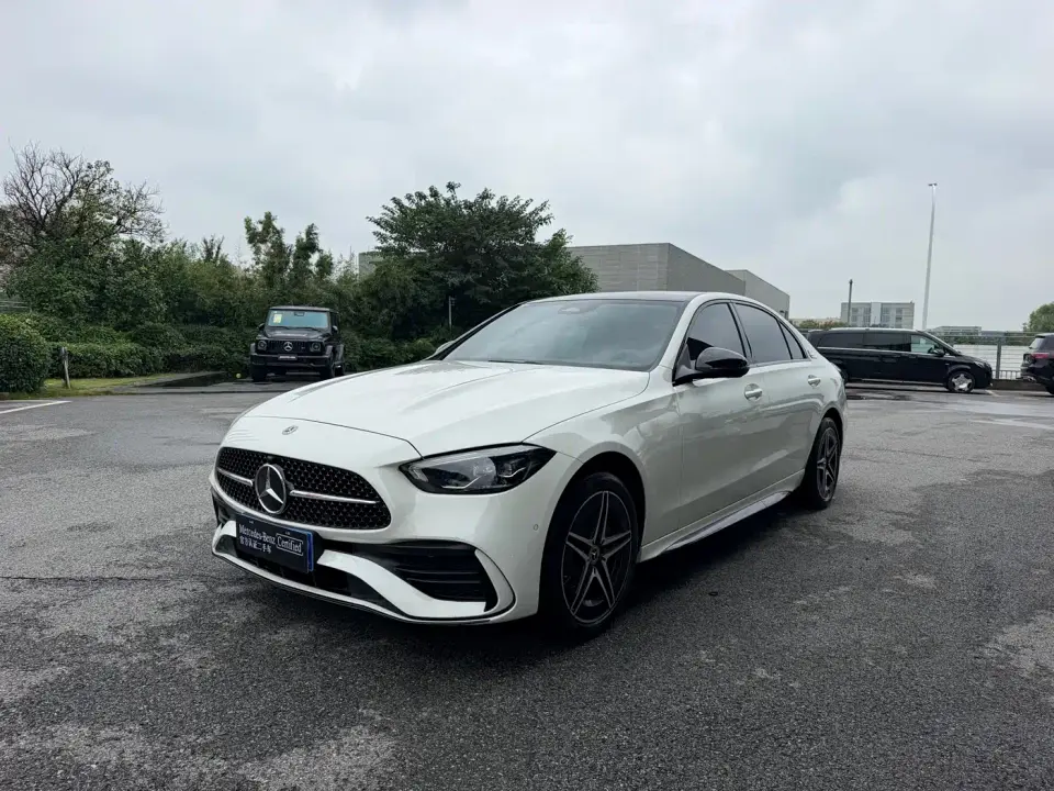 Mercedes-Benz C-Class Facelift III C 260 L Night Sport Edition 2024
