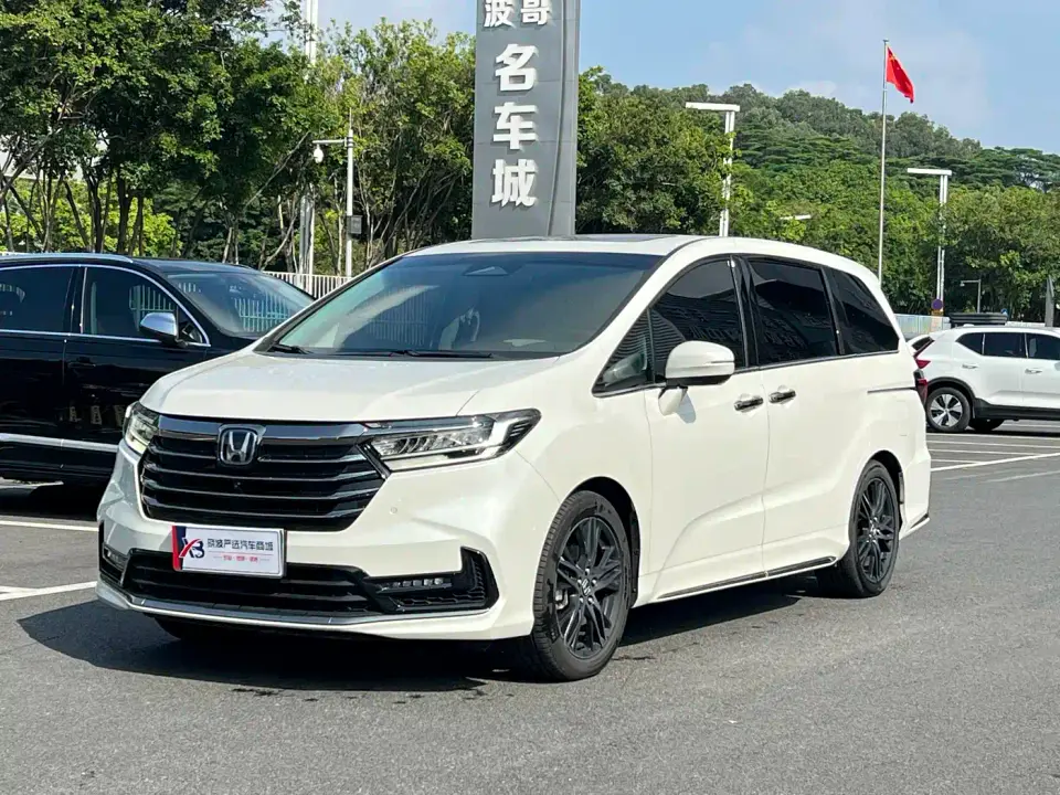Honda Odyssey 2.0L e:HEV Sharp·Prestige Edition 2025