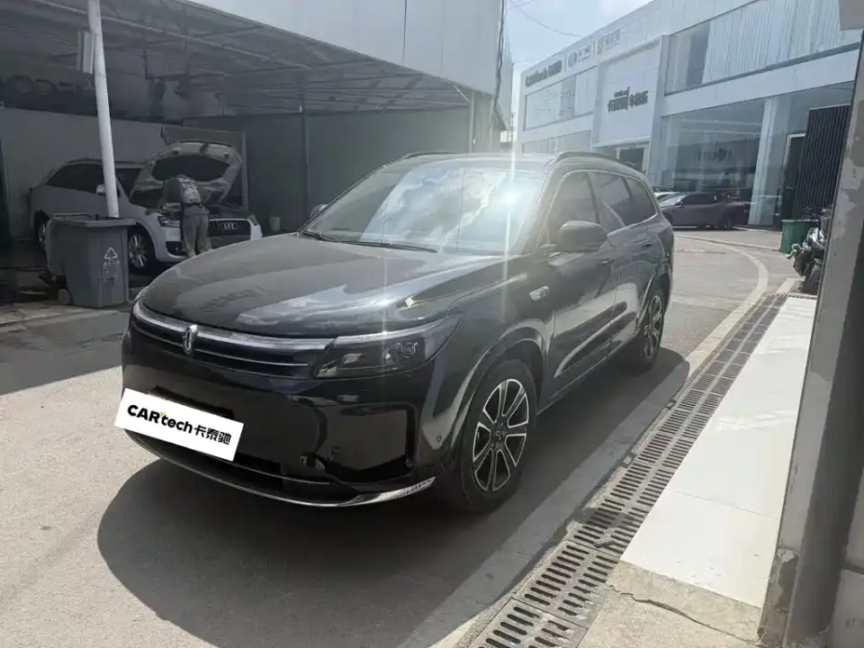 AITO Wenjie AITO M7 1.5T Smart Drive RWD Pro 5-seater 2025