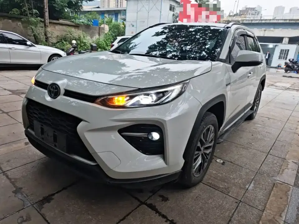 Toyota Wildlander Hybrid 2.5L E-CVT FWD Luxury PLUS Edition 2023