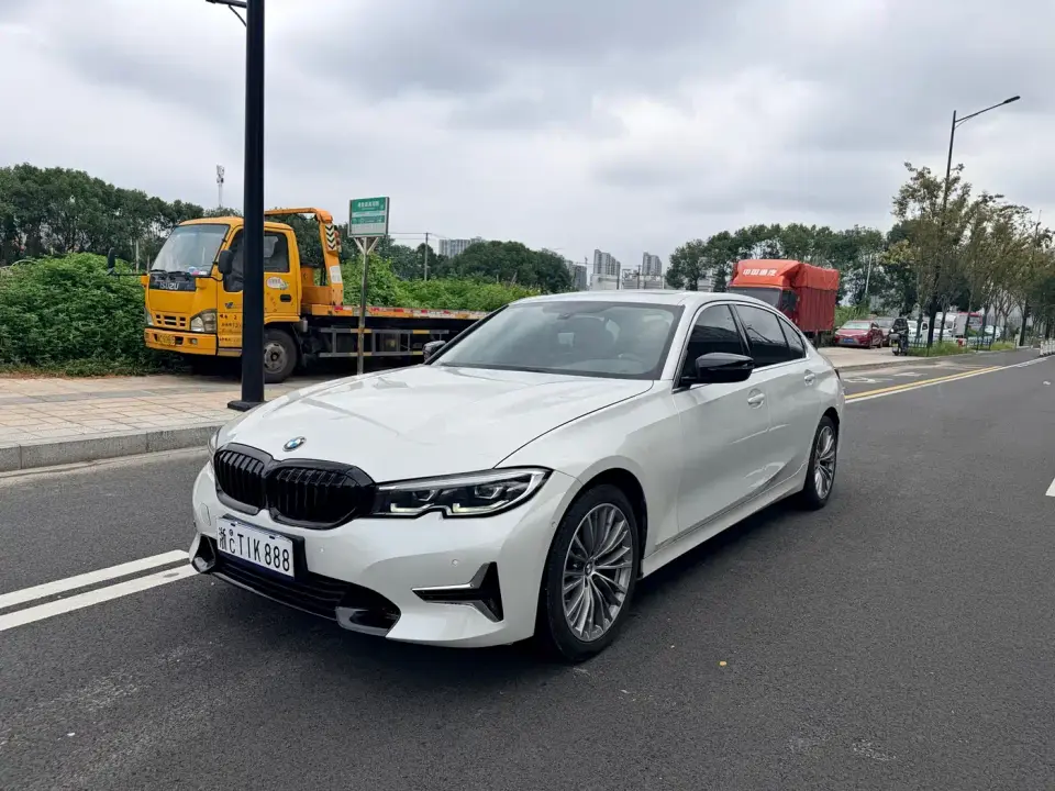 BMW 3 Series 325Li Launch Edition 2019