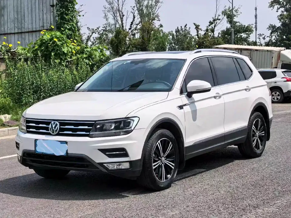 Volkswagen Tiguan L 330TSI Automatic 2WD Panorama Comfort Edition China VI 2020